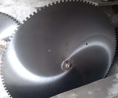 Saw blade